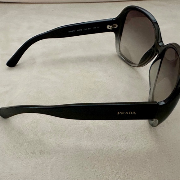 Prada Black PR 27MS Sunglasses with case - Picture 4 of 7